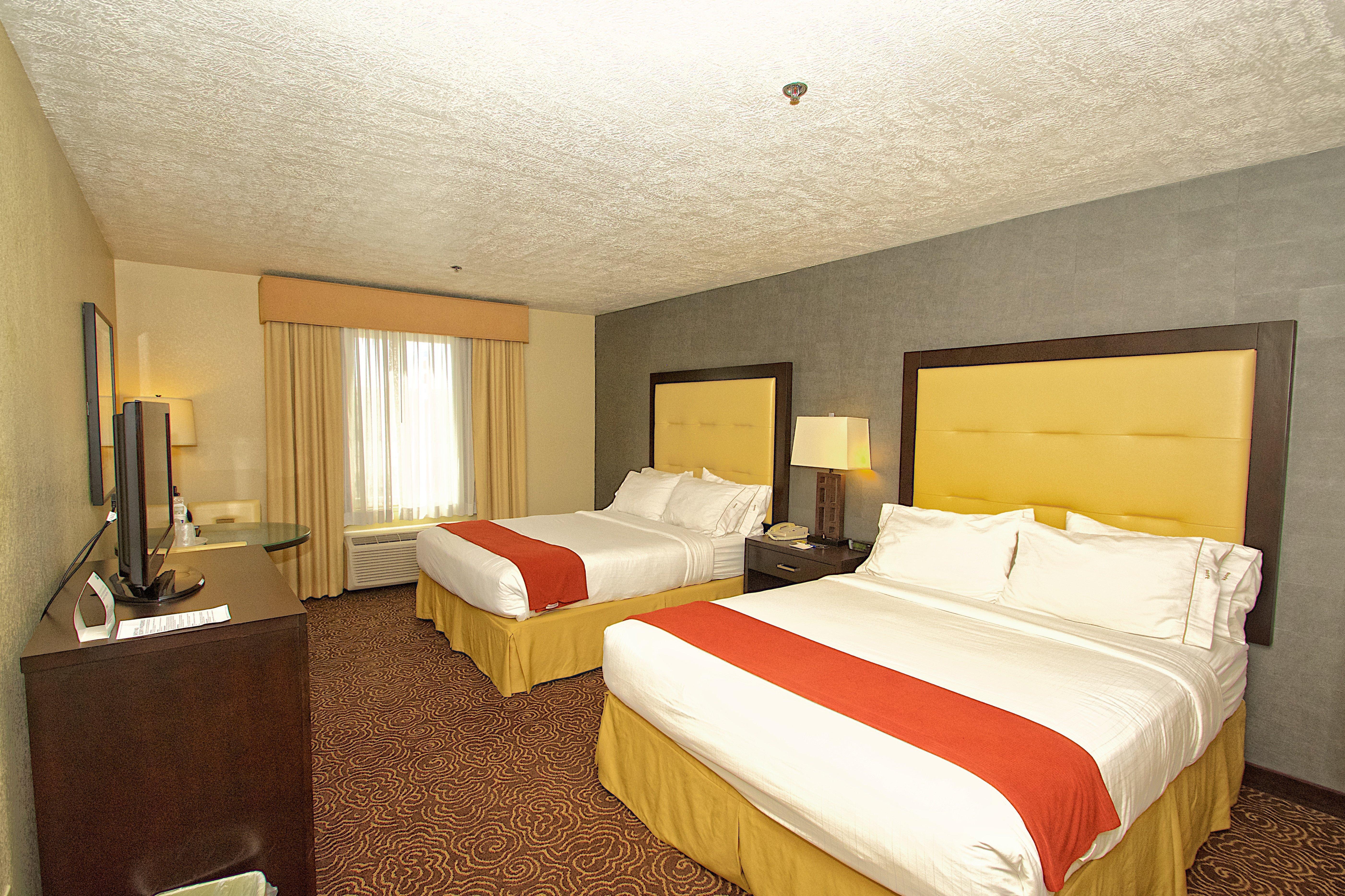 Holiday Inn Express Ogden By Ihg Exterior photo