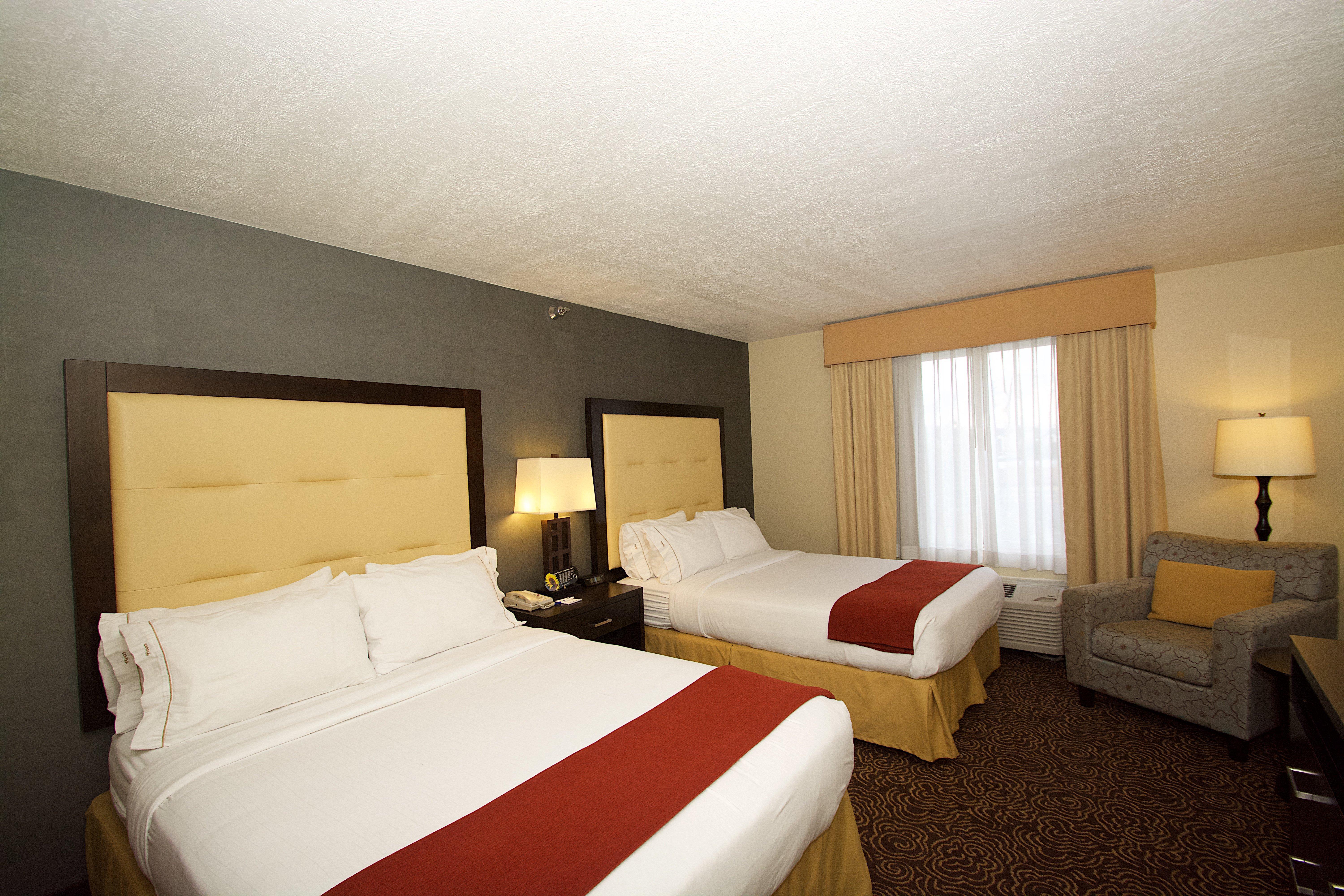 Holiday Inn Express Ogden By Ihg Exterior photo