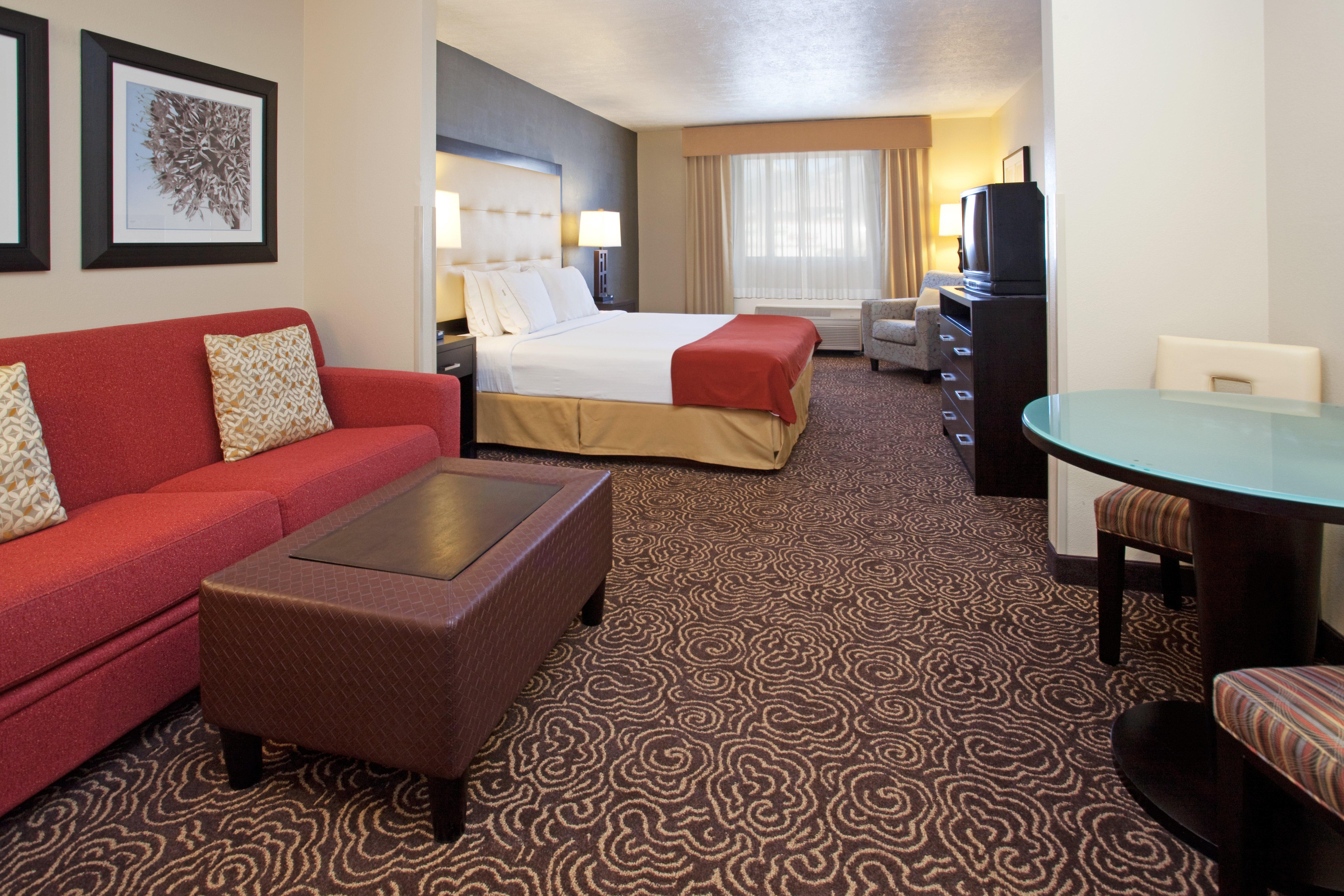 Holiday Inn Express Ogden By Ihg Exterior photo