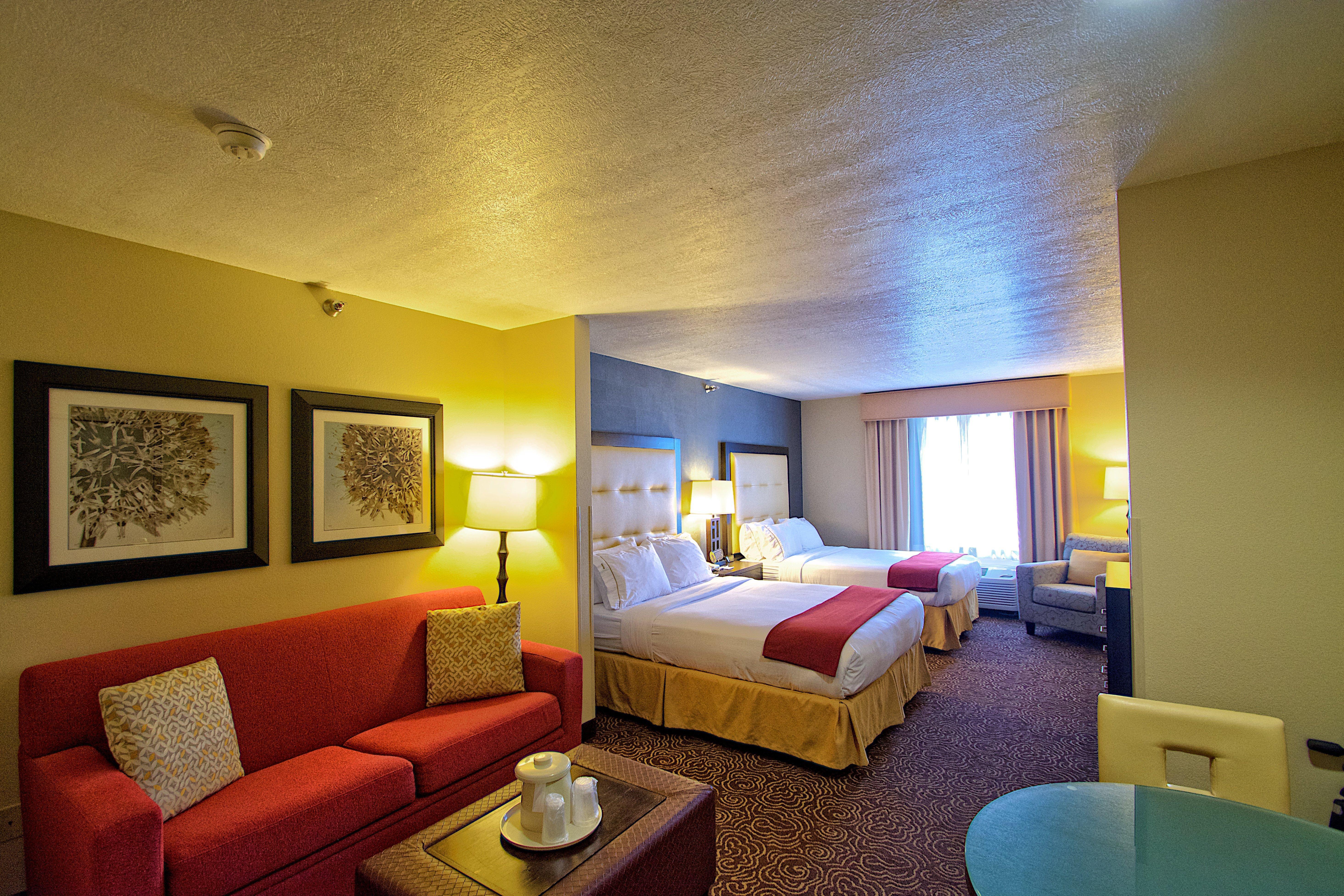 Holiday Inn Express Ogden By Ihg Exterior photo
